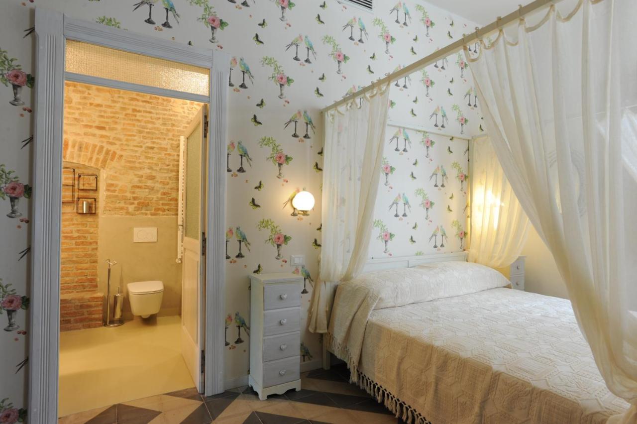 Palazzo Scura Bed & Breakfast Vaccarizzo Albanese Bagian luar foto