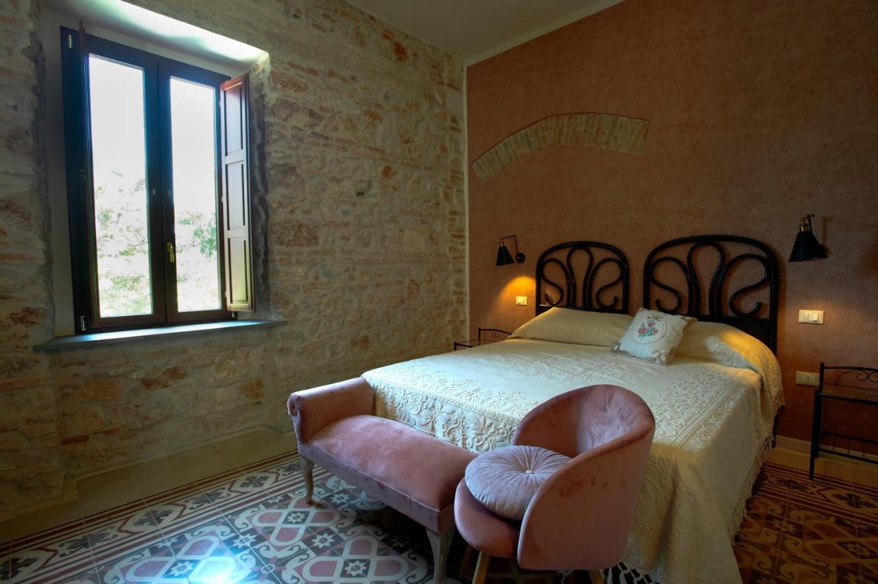 Palazzo Scura Bed & Breakfast Vaccarizzo Albanese Bagian luar foto
