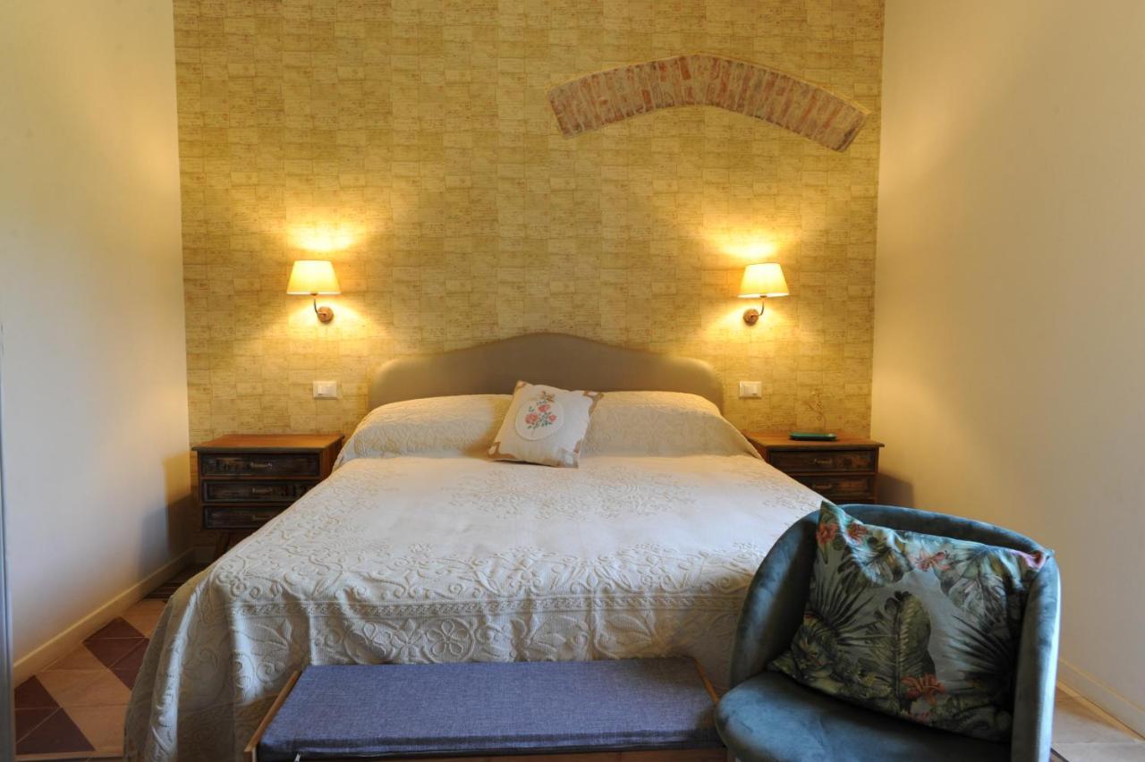 Palazzo Scura Bed & Breakfast Vaccarizzo Albanese Bagian luar foto